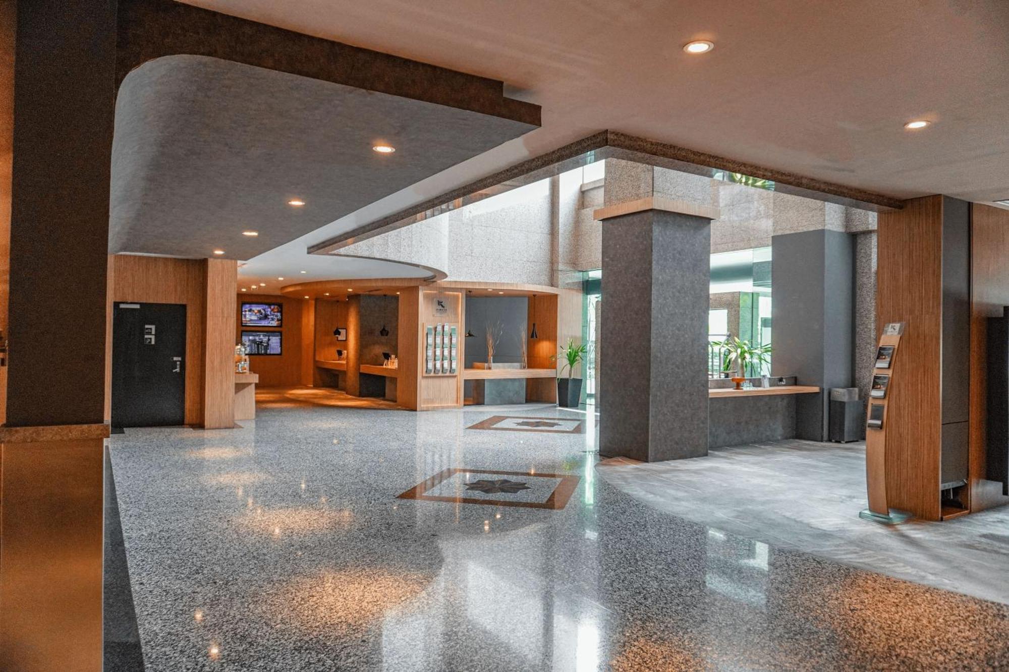Hotel Kimaya Slipi Jakarta By Harris Exteriér fotografie